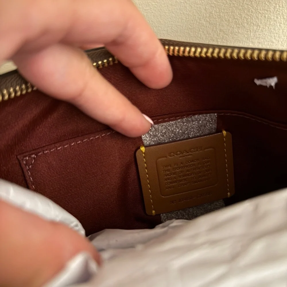 Coach Shoulder Bag Signature Canvas Leather Horse Carriage Print with Wallet - Picture 6 of 9